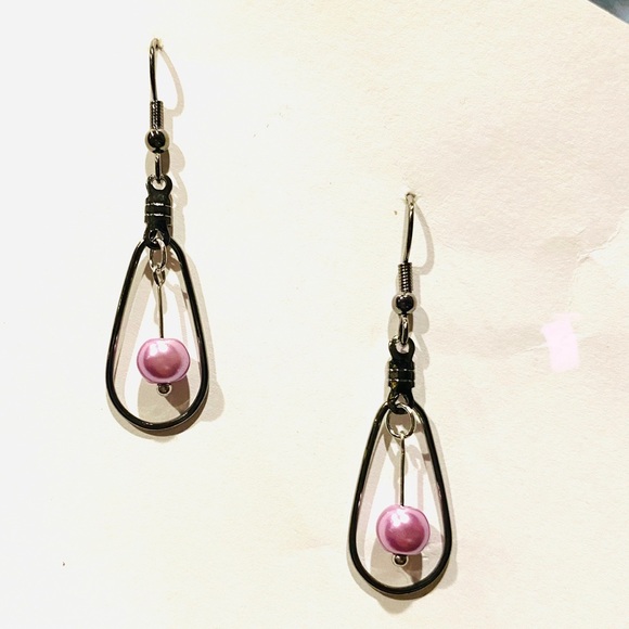 Light Purple Beaded Teardrop Earrings - Picture 4 of 5